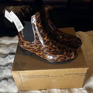 RAIN🌧️ BOOTS 🐆